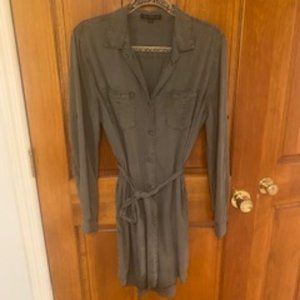 Velvet Heart Dalisa Roll Sleeve Button Front Shirtdress